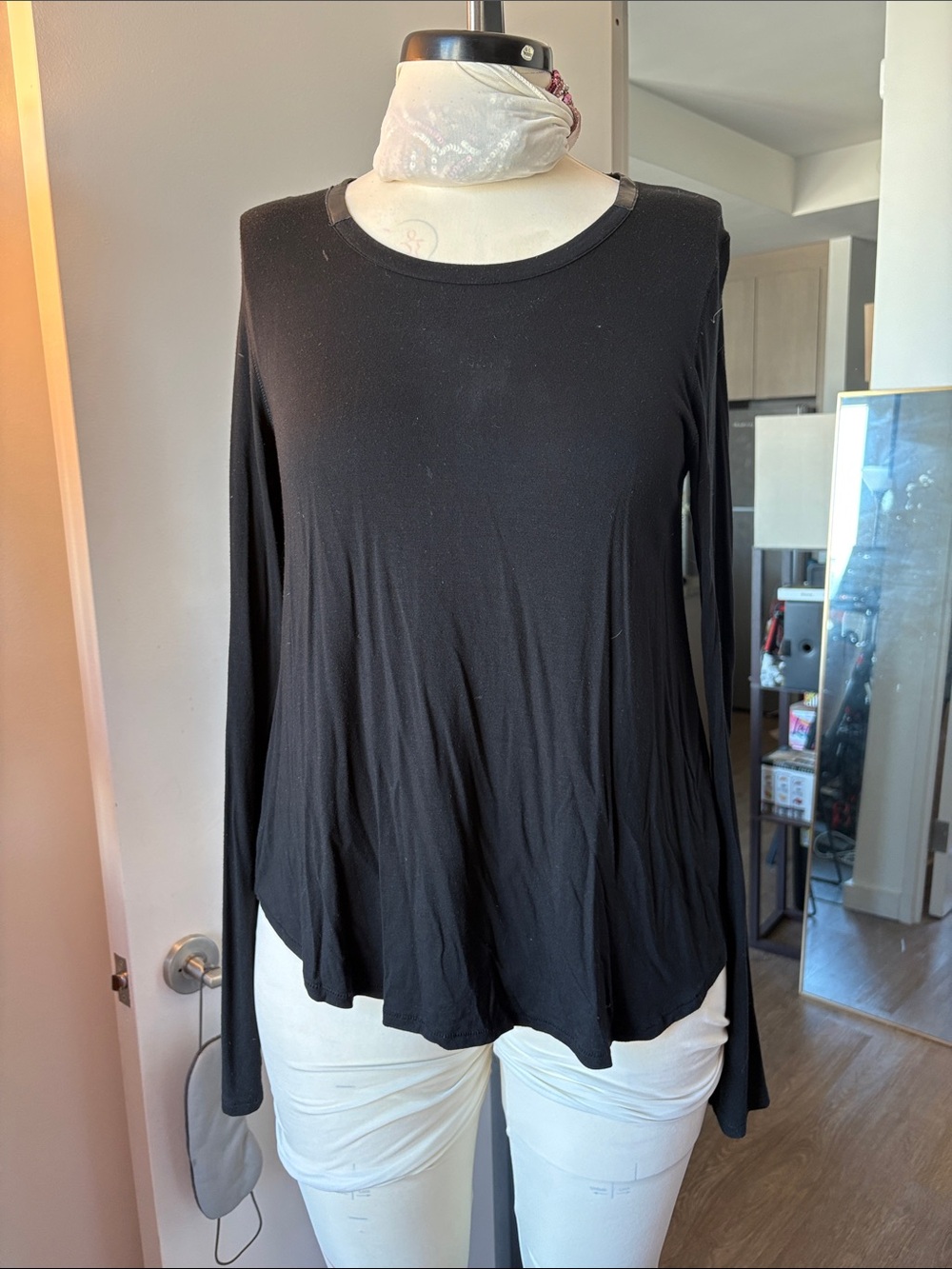RACHEL Rachel Roy Black Long-Sleeve Crewneck Top